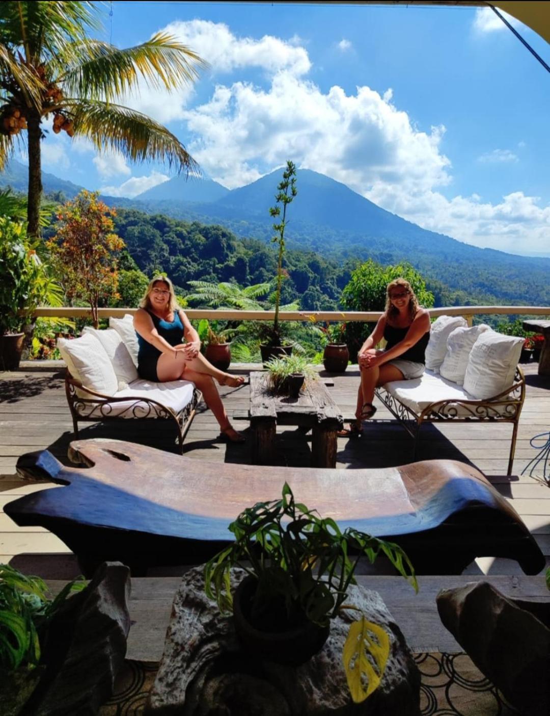 Dwan Tea Mountain Side Bed & Breakfast Jatiluwih Exterior photo