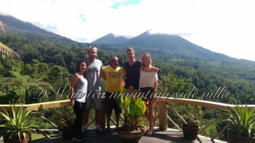 Dwan Tea Mountain Side Bed & Breakfast Jatiluwih Exterior photo