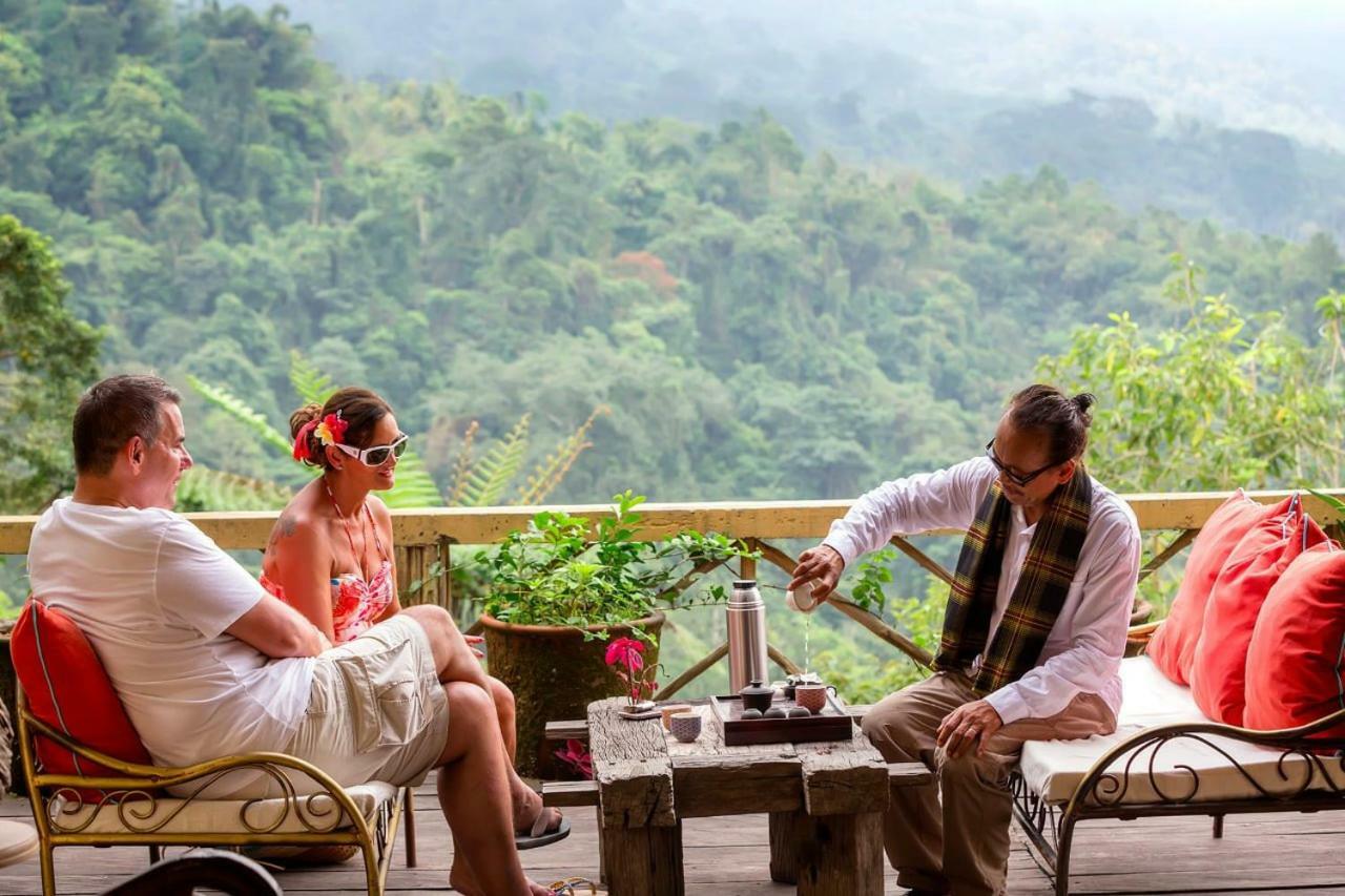 Dwan Tea Mountain Side Bed & Breakfast Jatiluwih Exterior photo